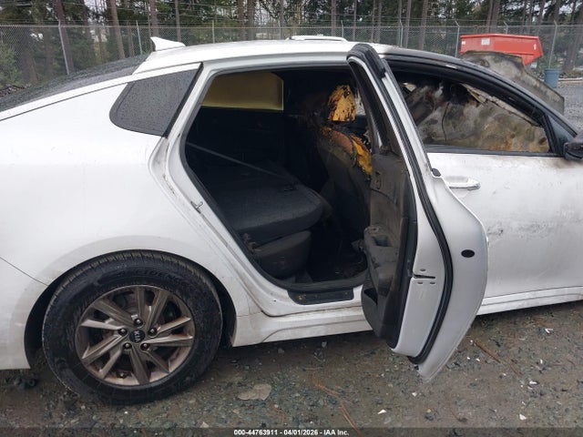 5XXGT4L33KG298399 KIA Optima Lx