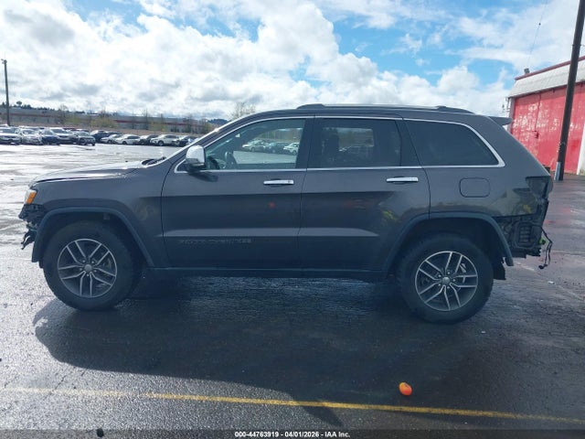 1C4RJEBG3JC392676 Jeep Grand Cherokee Limited 4x2