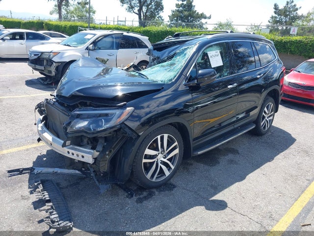 44763945 :رقم المزاد ، 5FNYF6H9XJB019732 vin ، 2018 Honda Pilot Touring مزاد بيع