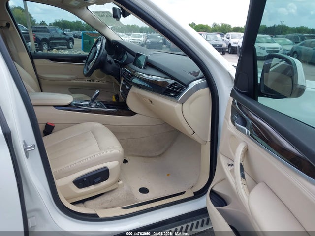 2015 BMW X5 5UXKR0C53F0P10488 Photo 4
