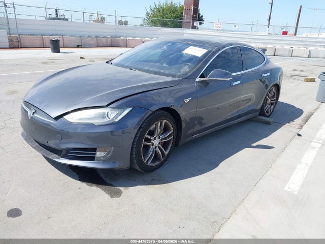 2015 TESLA MODEL S 5YJSA1H42FF080995 Photo 1