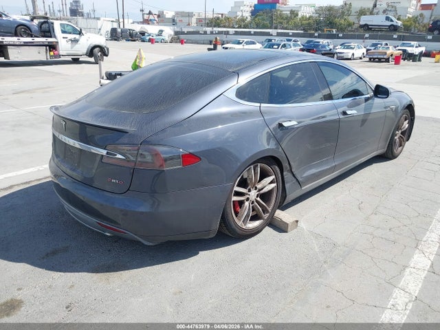 2015 TESLA MODEL S 5YJSA1H42FF080995 Photo 3