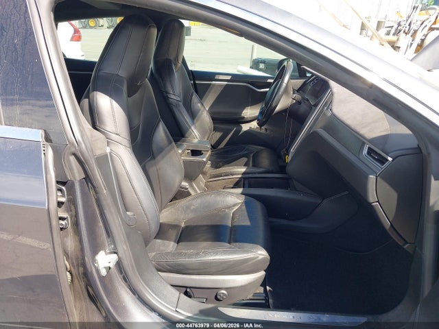 2015 TESLA MODEL S 5YJSA1H42FF080995 Photo 4