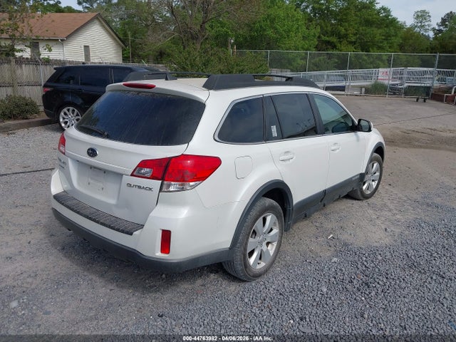 44763982 :رقم المزاد ، 4S4BRCKC7B3401310 vin ، 2011 Subaru Outback 2.5i Limited مزاد بيع