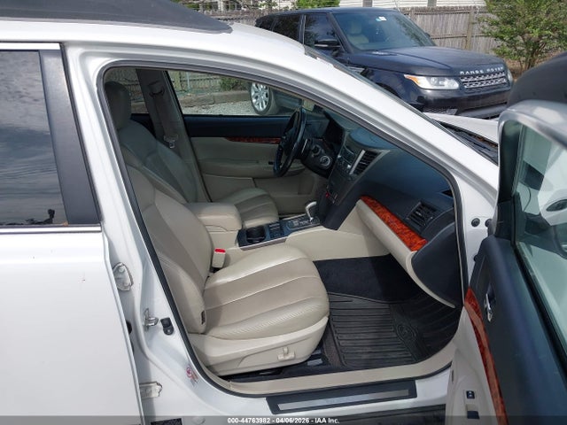 44763982 :رقم المزاد ، 4S4BRCKC7B3401310 vin ، 2011 Subaru Outback 2.5i Limited مزاد بيع