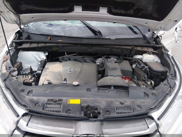 5TDJZRFH9KS584829 Toyota Highlander Xle