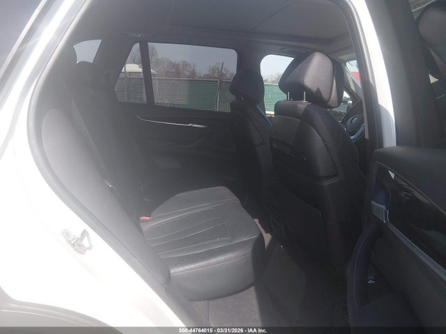 44764015 :رقم المزاد ، 5UXKR6C51F0J78466 vin ، 2015 Bmw X5 Xdrive50i مزاد بيع