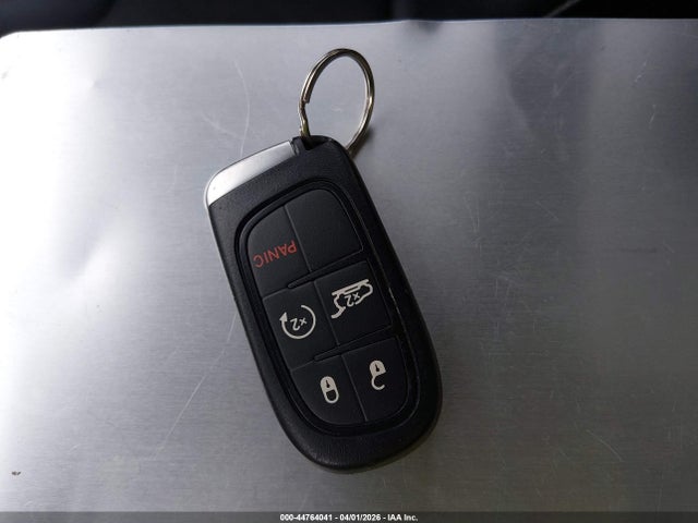 Продаж на аукціоні авто 2019 Jeep Cherokee Latitude Plus 4x4, vin: 1C4PJMLB0KD153800, номер лоту: 44764041