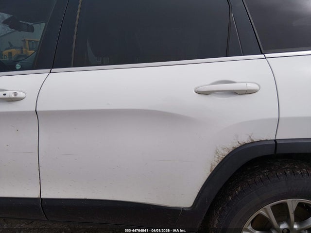 Продаж на аукціоні авто 2019 Jeep Cherokee Latitude Plus 4x4, vin: 1C4PJMLB0KD153800, номер лоту: 44764041