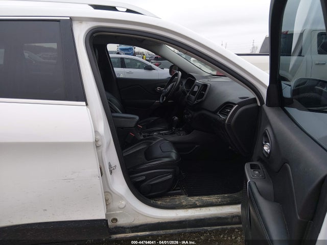 Продаж на аукціоні авто 2019 Jeep Cherokee Latitude Plus 4x4, vin: 1C4PJMLB0KD153800, номер лоту: 44764041