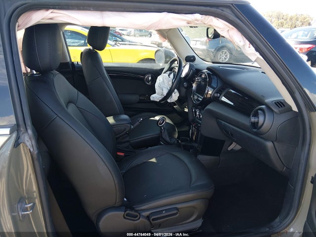 WMWXP5C51K2H95856 Mini Hardtop Cooper