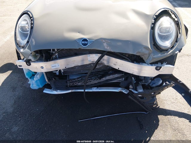 WMWXP5C51K2H95856 Mini Hardtop Cooper
