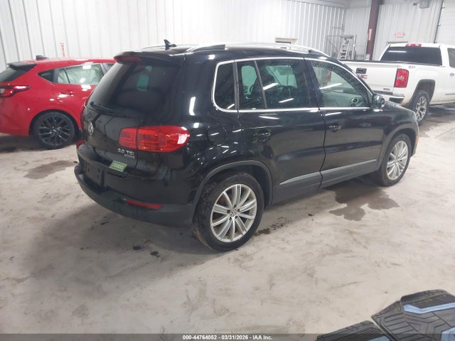 2015 VOLKSWAGEN TIGUAN WVGBV7AX5FW517374 Photo 3