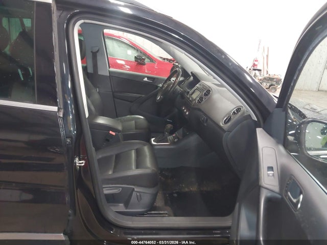 2015 VOLKSWAGEN TIGUAN WVGBV7AX5FW517374 Photo 4