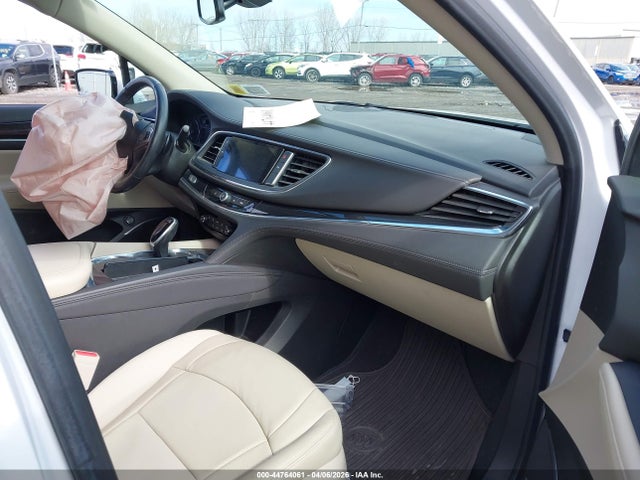 44764061 :رقم المزاد ، 5GAEVAKW6MJ103343 vin ، 2021 Buick Enclave Awd Essence مزاد بيع