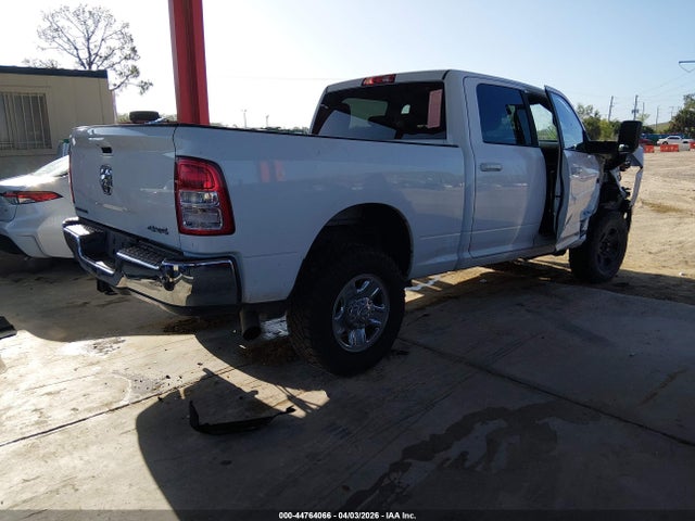 2022 Ram 2500 Big Horn  4x4 6'4 Box მანქანა იყიდება აუქციონზე, vin: 3C6UR5DLXNG103882, აუქციონის ნომერი: 44764066
