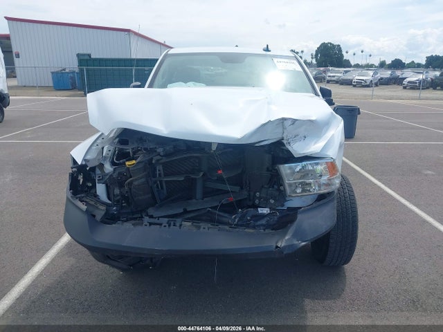 3C6JR7DG9PG630087 RAM 1500 Classic Tradesman 4x4 8&#039; Box