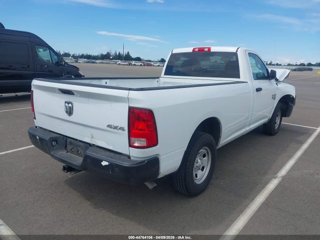 3C6JR7DG9PG630087 RAM 1500 Classic Tradesman 4x4 8&#039; Box