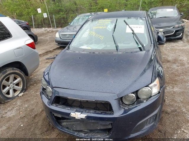 44764145 :رقم المزاد ، 1G1JA5SH1G4121360 vin ، 2016 Chevrolet Sonic Ls Auto مزاد بيع