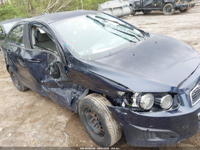 44764145 :رقم المزاد ، 1G1JA5SH1G4121360 vin ، 2016 Chevrolet Sonic Ls Auto مزاد بيع