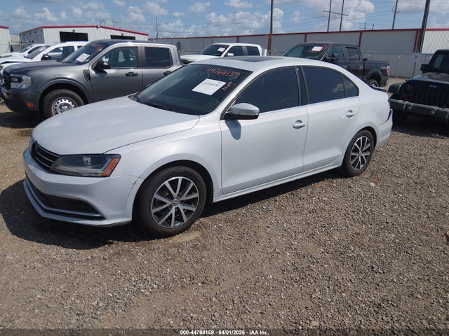 44764159 :رقم المزاد ، 3VWDB7AJ7HM253351 vin ، 2017 Volkswagen Jetta 1.4t Se مزاد بيع
