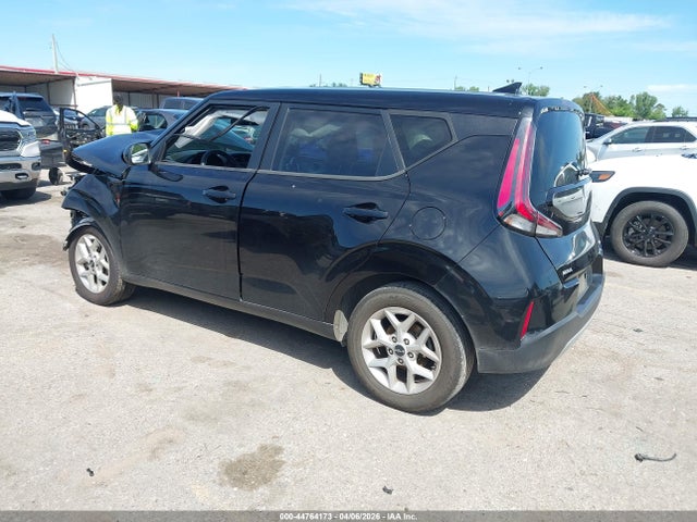 2023 Kia Soul Lx მანქანა იყიდება აუქციონზე, vin: KNDJ23AU8P7839476, აუქციონის ნომერი: 44764173
