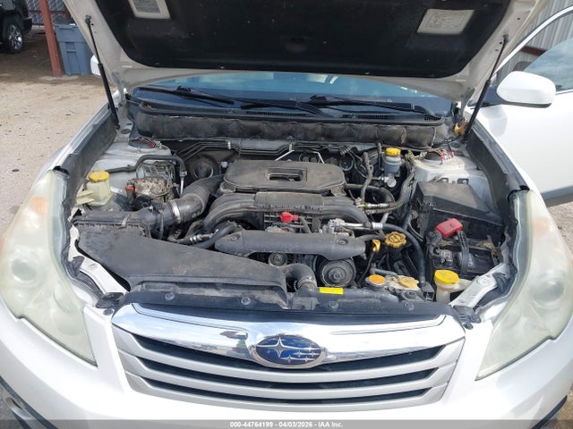 44764199 :رقم المزاد ، 4S4BRCBC3A3385010 vin ، 2010 Subaru Outback 2.5i Premium مزاد بيع