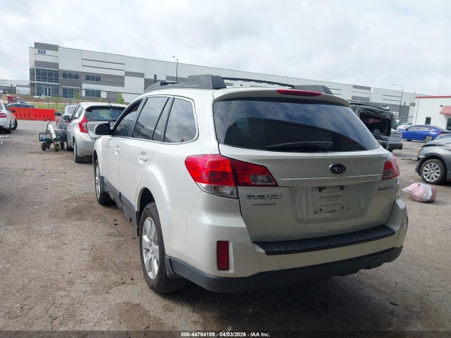 44764199 :رقم المزاد ، 4S4BRCBC3A3385010 vin ، 2010 Subaru Outback 2.5i Premium مزاد بيع