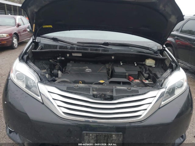 2015 TOYOTA SIENNA 5TDDK3DC9FS111511 Photo 9