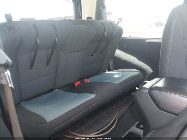 44764226 :رقم المزاد ، 1C4GJXAN4MW746162 vin ، 2021 Jeep Wrangler Sport 4x4 مزاد بيع