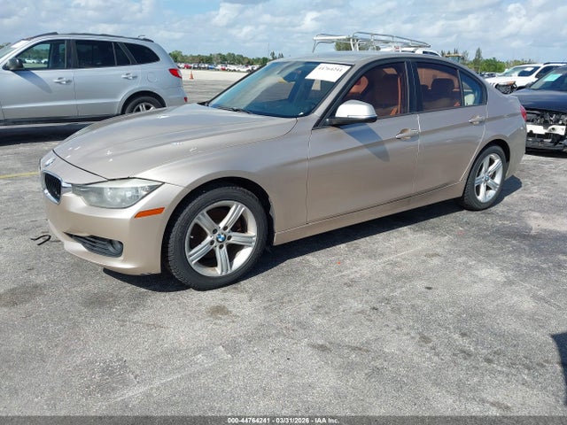 2013 Bmw 328i მანქანა იყიდება აუქციონზე, vin: WBA3A5G59DNP22680, აუქციონის ნომერი: 44764241
