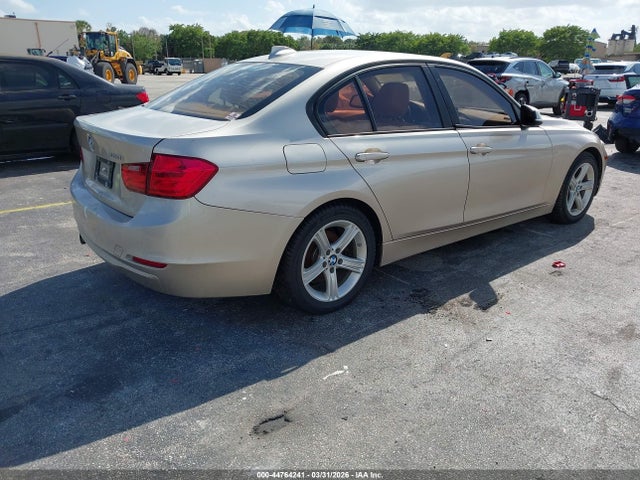 2013 Bmw 328i მანქანა იყიდება აუქციონზე, vin: WBA3A5G59DNP22680, აუქციონის ნომერი: 44764241