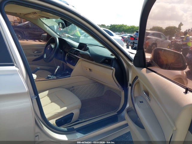2013 Bmw 328i მანქანა იყიდება აუქციონზე, vin: WBA3A5G59DNP22680, აუქციონის ნომერი: 44764241
