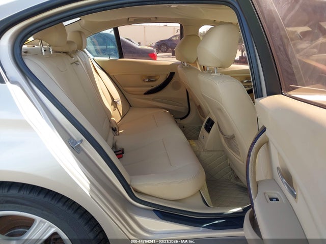 2013 Bmw 328i მანქანა იყიდება აუქციონზე, vin: WBA3A5G59DNP22680, აუქციონის ნომერი: 44764241
