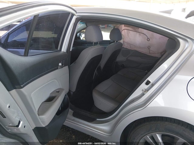 Продаж на аукціоні авто 2018 Hyundai Elantra Value Edition, vin: 5NPD84LF4JH321836, номер лоту: 44764251