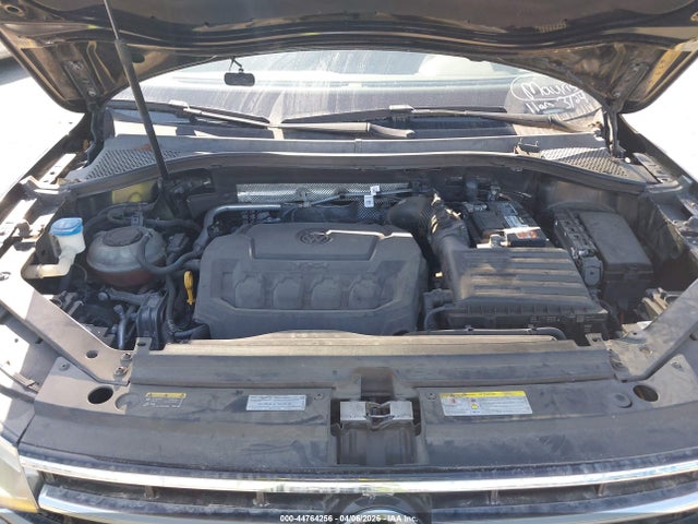 2022 Volkswagen Tiguan 2.0t Se მანქანა იყიდება აუქციონზე, vin: 3VV3B7AX7NM104857, აუქციონის ნომერი: 44764256