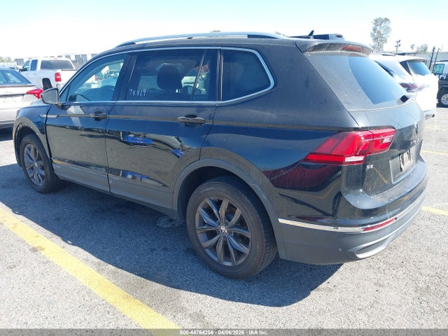 2022 Volkswagen Tiguan 2.0t Se მანქანა იყიდება აუქციონზე, vin: 3VV3B7AX7NM104857, აუქციონის ნომერი: 44764256