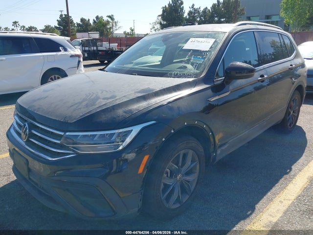 2022 Volkswagen Tiguan 2.0t Se მანქანა იყიდება აუქციონზე, vin: 3VV3B7AX7NM104857, აუქციონის ნომერი: 44764256