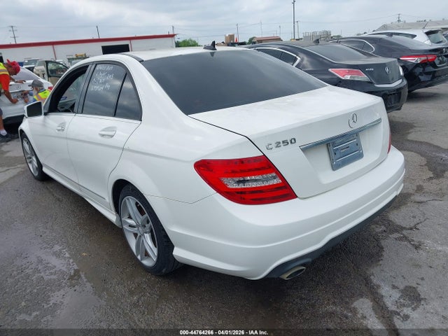 Продаж на аукціоні авто 2014 Mercedes-benz C 250 Sport, vin: WDDGF4HB5EA934804, номер лоту: 44764266