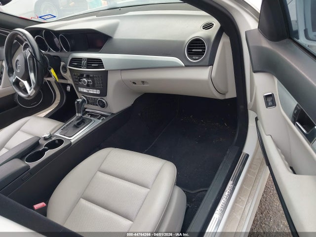 Продаж на аукціоні авто 2014 Mercedes-benz C 250 Sport, vin: WDDGF4HB5EA934804, номер лоту: 44764266
