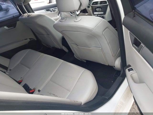 Продаж на аукціоні авто 2014 Mercedes-benz C 250 Sport, vin: WDDGF4HB5EA934804, номер лоту: 44764266