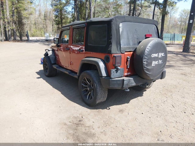 2014 JEEP WRANGLER UNLIMITED 1C4HJWDG5EL203546 Photo 2