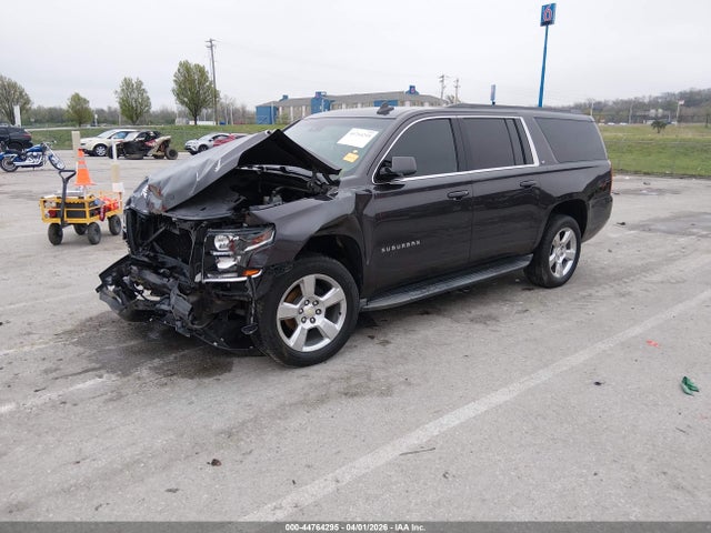 Продажа на аукционе авто 2015 Chevrolet Suburban 1500 Lt, vin: 1GNSKJKC6FR503768, номер лота: 44764295