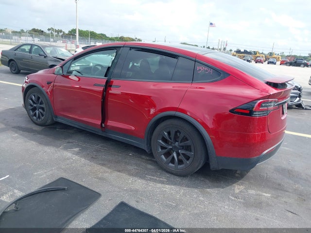 44764307 :رقم المزاد ، 7SAXCBE58RF440572 vin ، 2024 Tesla Model X Long Range مزاد بيع