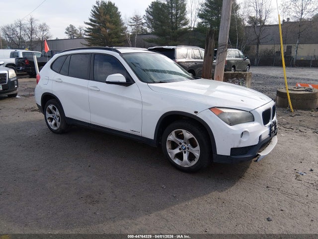 2013 BMW X1 WBAVM1C59DVW46182