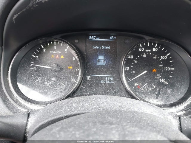 2017 Nissan Rogue S მანქანა იყიდება აუქციონზე, vin: JN8AT2MV6HW276063, აუქციონის ნომერი: 44764330
