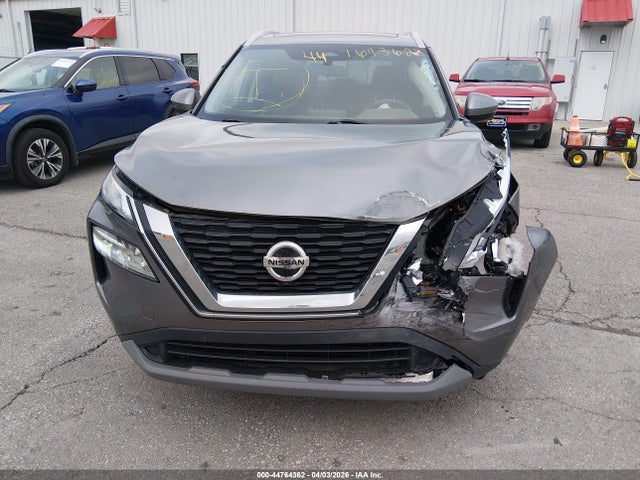 JN8AT3BB1MW235882 Nissan Rogue Sv Intelligent Awd