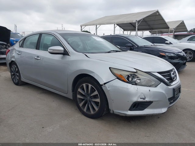 2017 NISSAN ALTIMA 1N4AL3AP4HC239382