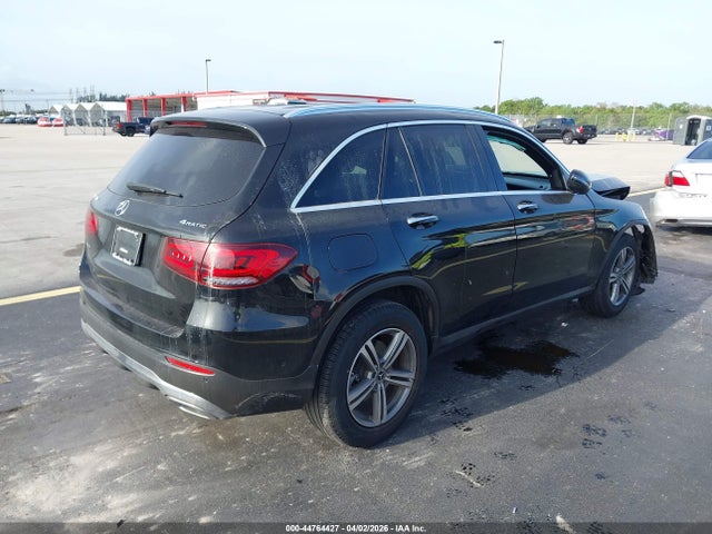 44764427 :رقم المزاد ، W1N0G8EB2MF997809 vin ، 2021 Mercedes-benz Glc 300 4matic Suv مزاد بيع