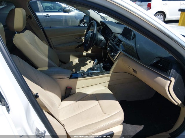 2013 BMW 328I WBA3C1C50DF437580 Photo 4